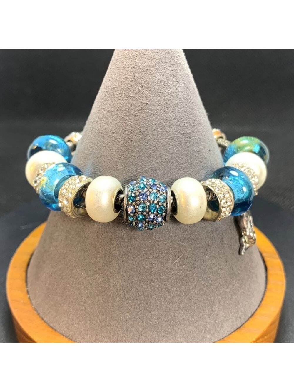 Silvertone Slide Charm Bracelet Blue Crystal Blue & White Slide Charm Adjustable